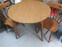 ROUND KITCHEN TABLE & 2 CHAIRS 35" WIDE 30" TALL