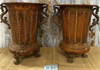 284 - PAIR OF VINTAGE URNS 14.5"T (A82)