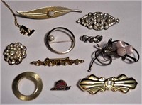 11 Pcs Jewelry 10 Pins 1 Pendant