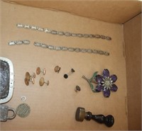 Pendet, Bracelets, coin purse, cuflets, stamper