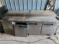 Metal Frio Prep Cooler