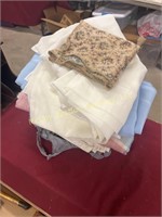 Linens and material lot