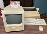 Vintage Macintosh SE