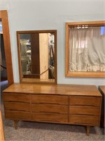 Mid Century Modern 9 Drawer Dresser w/Mirror