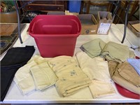 Tote of Linens