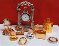 11 - LOT OF COLLECTIBLE CLOCKS (H22)