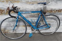 11 - CANNONDALE BICYCLE