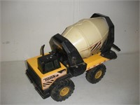 Tonka Concrete Toy Truck  20 inches long
