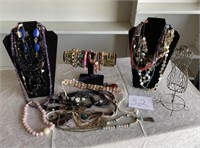 Lot vintage, and Newer jewelry, jewelry holder