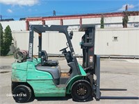 Mitsubishi FG25N 5,000 lb Forklift
