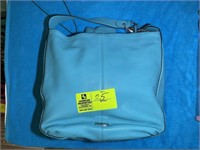 LARGE TEAL COLORED COACH LADIES BAG APPEARS NEW WI