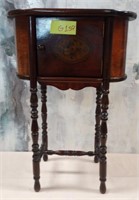 11 - VINTAGE TABLE / WASHSTAND (G159)
