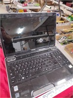 Toshiba laptop 16 inch screen cracked screen
