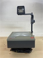 3M 9100 Overhead Projector, comes on