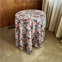 Accent Table with Tablecloth