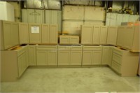 Mojave Shaker kitchen cabinet set - 16 pieces