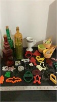 Various decorative bottles, child sundae cups,