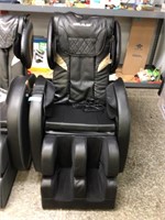 Molyex Massage Chair (NEW, WORKS)