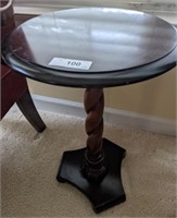 BARLEY TWIST POST ACCENT TABLE