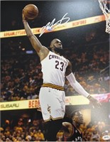 Cavaliers Lebron James Signed 11x14 with COA