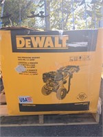 DEWALT 4400 PSI 4.0 GPM Gas Pressure Washer