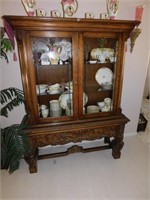 Beautiful Antique Oak China Cabinet