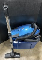 Simplicity Household Vacuum. Working at time of