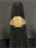 1932 10KT Gold Lockhaven High School Ring.