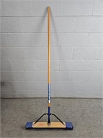 Commercial Grade Push Broom