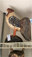 WOODEN ROOSTER STATUE