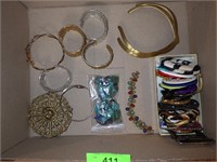 COSTUME JEWELRY- BELT BUCKLES, NECKLACES, SCARF>>>