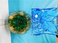 2 PIECES OF ART GLASS