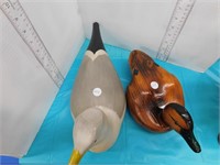 CARVED DUCK AND CARVED SEAGULL