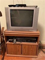 Trinitron Sony Tv, RCA VCR and stand