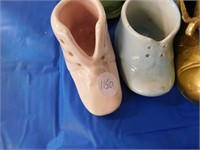 LOT CERAMIC AND BRASS BABY SHOES