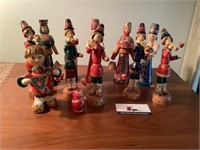 Decorative figurines