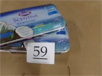 2 CLOROX SCENTIVA WET MOPPING CLOTHS 12/24 CT