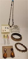 403 - MIXED LOT OF COSTUME JEWELRY