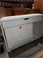 32" White Storage Trunk with Seating