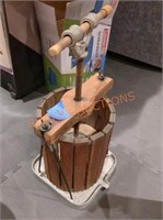 wooden juice press