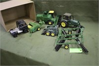 Box Of Metal Ertl Farm Toys Missing Parts Or Damag