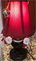 D - TABLE LAMP W/ SHADE & ORNAMENTS (K3)