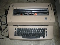 IBM Selectric II  Electric Typewriter