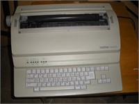 Brother EM350 Electric Typewriter