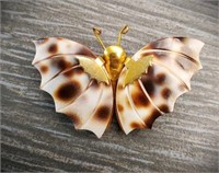 1970'S GOLD SPOTTED CONCH SHELL BUTTERFLY BROOCH