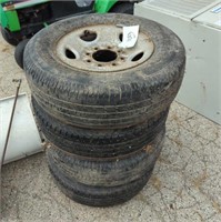 Set of 4 P235/70R16 Tires