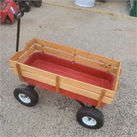 Children's wagon with side racks