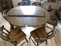 Wood Dinette w/(2) Leaves & (6) Chairs