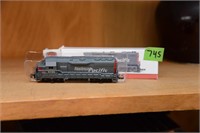 SOUTHERN PACIFIC MODEL TRAIN