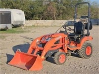 Kubota BX2370 4WD Tractor w/Loader and Bucket